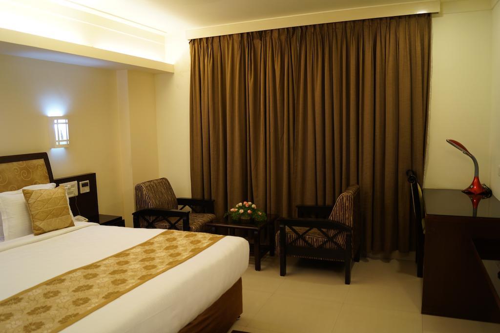 Hotel Budhil Park Visakhapatnam Bilik gambar