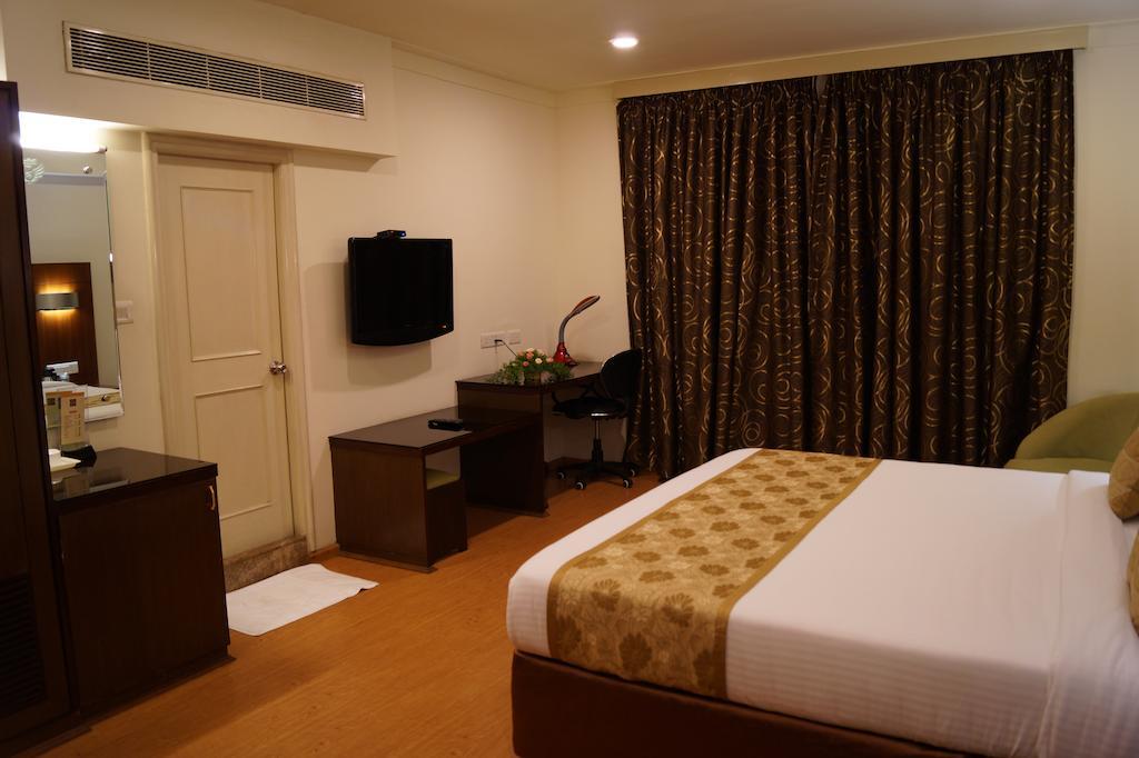 Hotel Budhil Park Visakhapatnam Luaran gambar