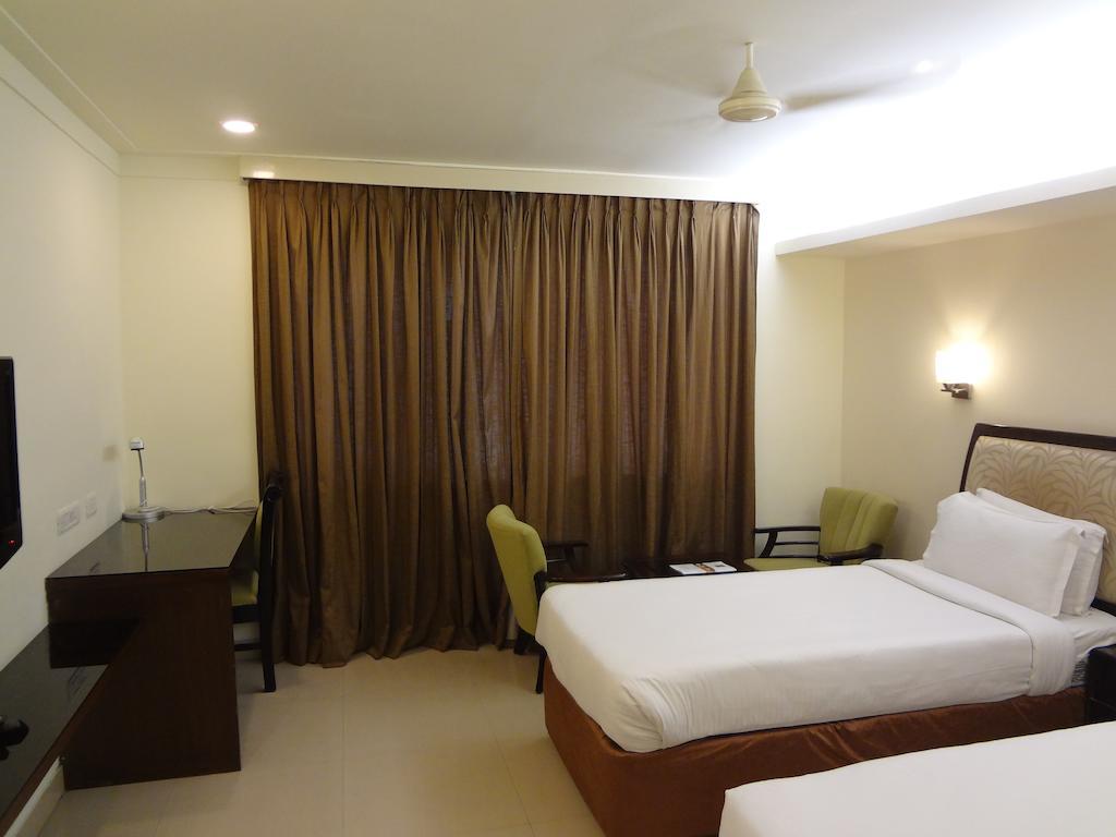Hotel Budhil Park Visakhapatnam Luaran gambar