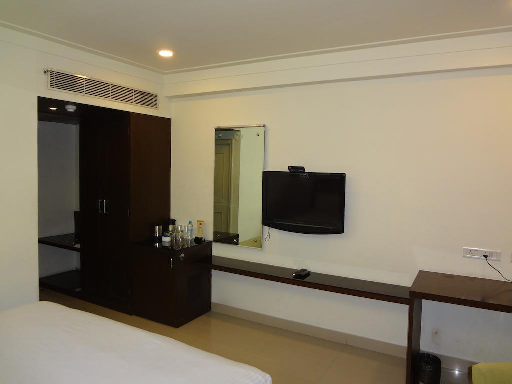 Hotel Budhil Park Visakhapatnam Luaran gambar